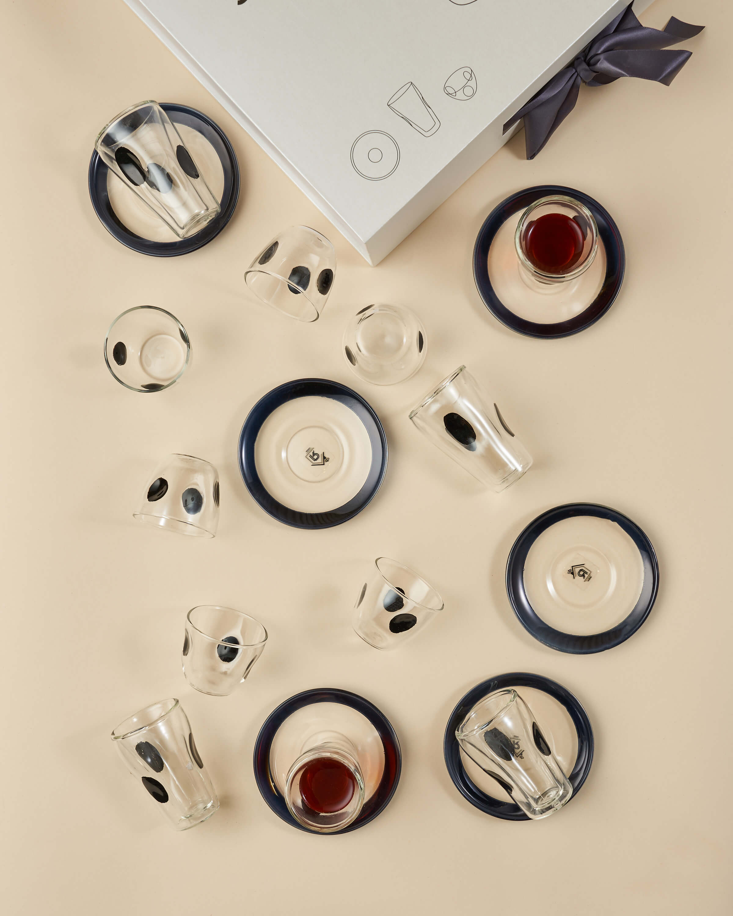 Fakhama Tea & Arabic Coffee Cup Set