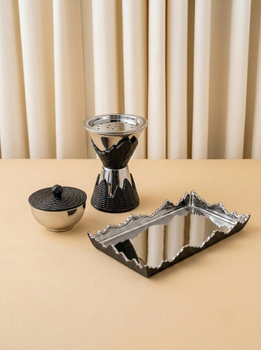 طقم بخور ضي التراث — تفاصيل المبخرة الفضية من الجانب من فكرة