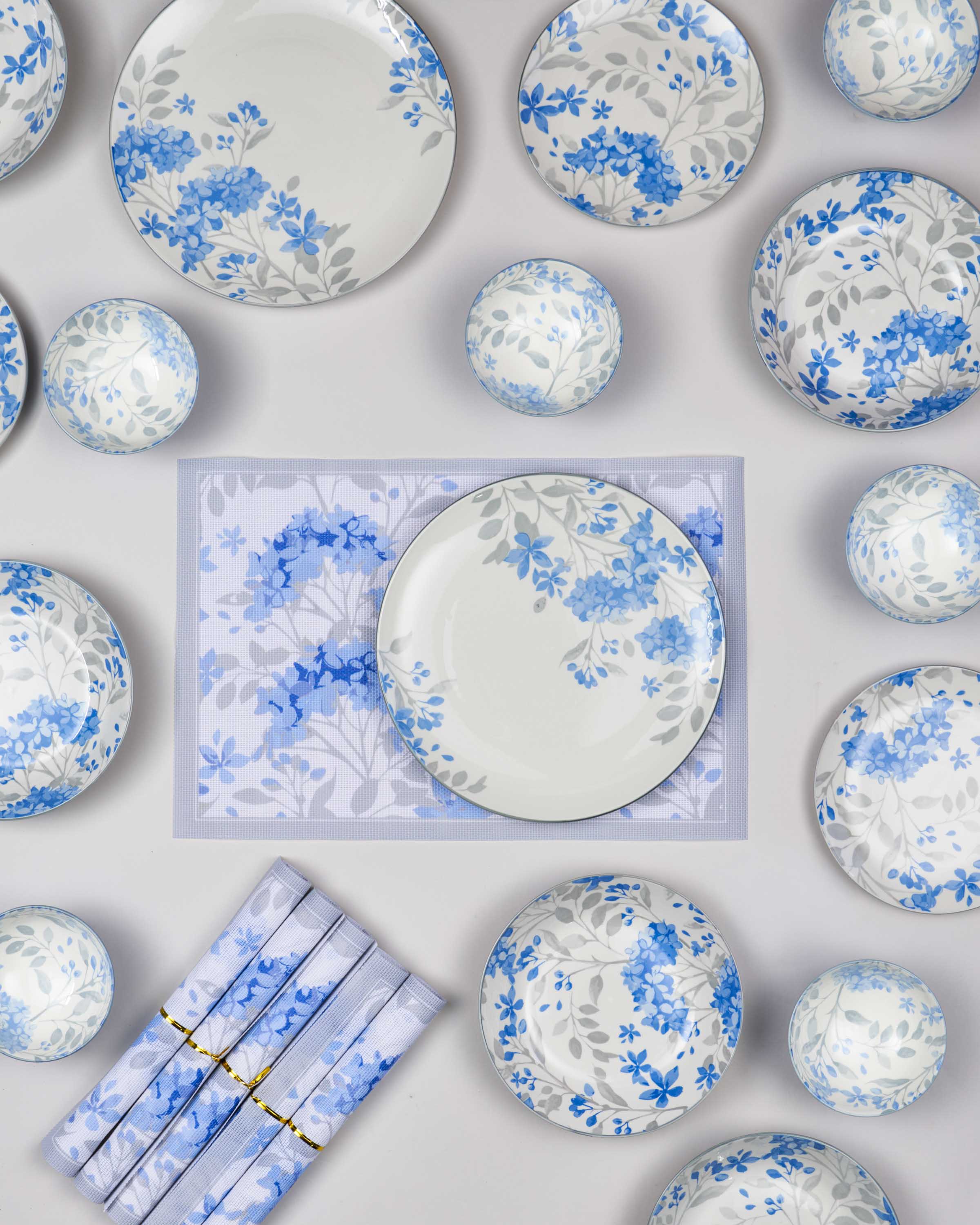 Rawda Dinner Set – 30 Pieces (Serves 6)
