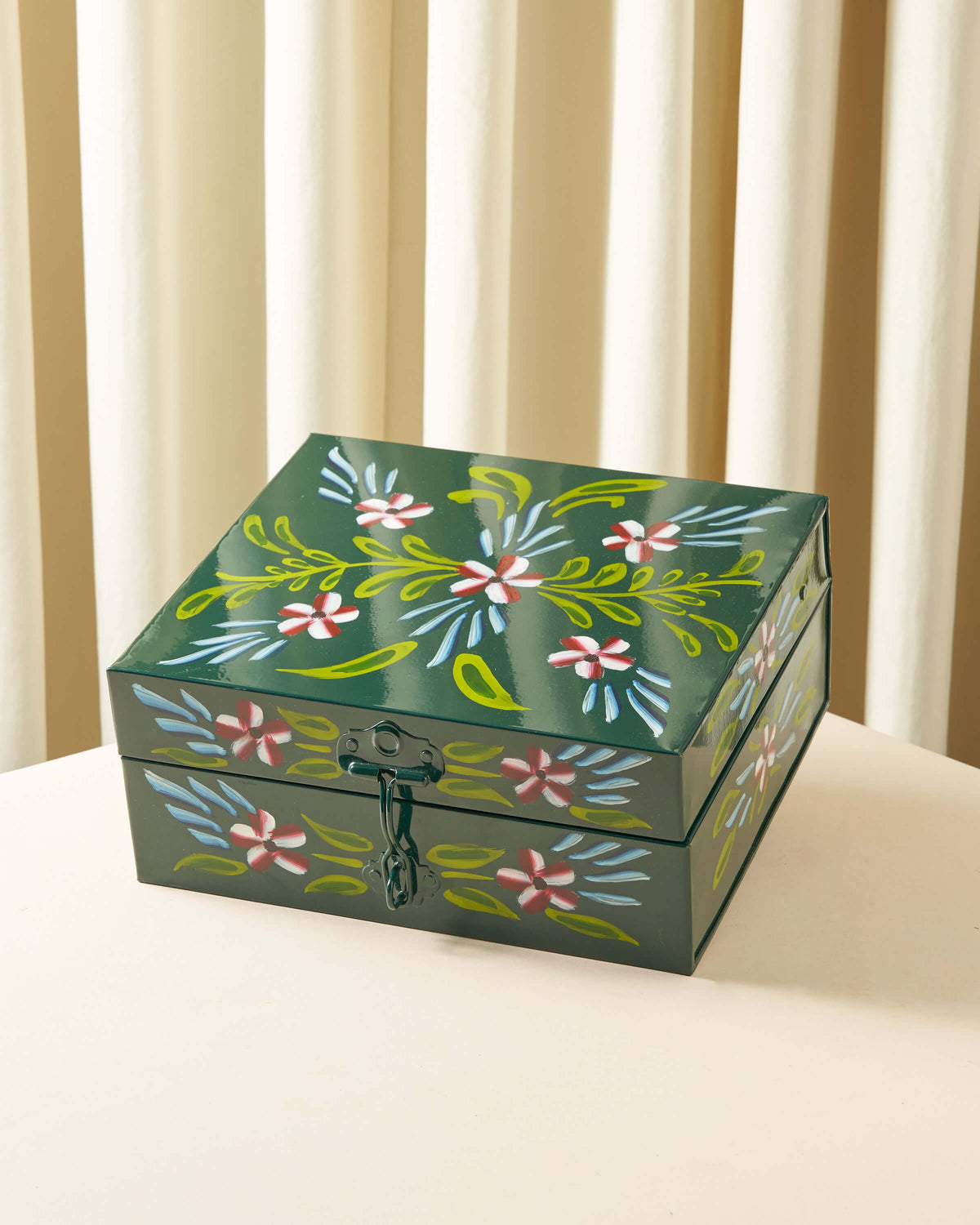 Sheikha Hand-Painted Metal Estekana Box Set