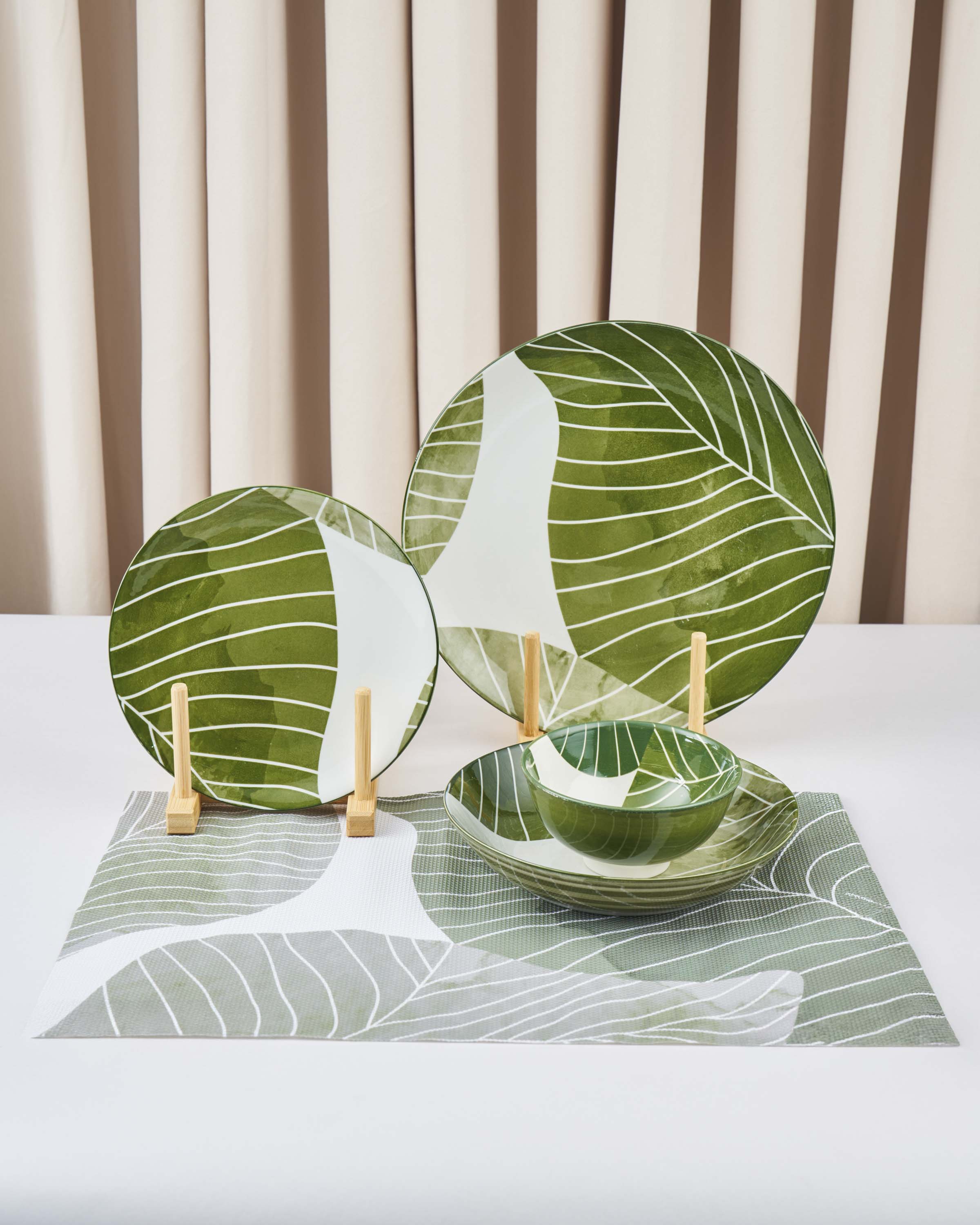 Rawda Dinner Set – 30 Pieces (Serves 6)
