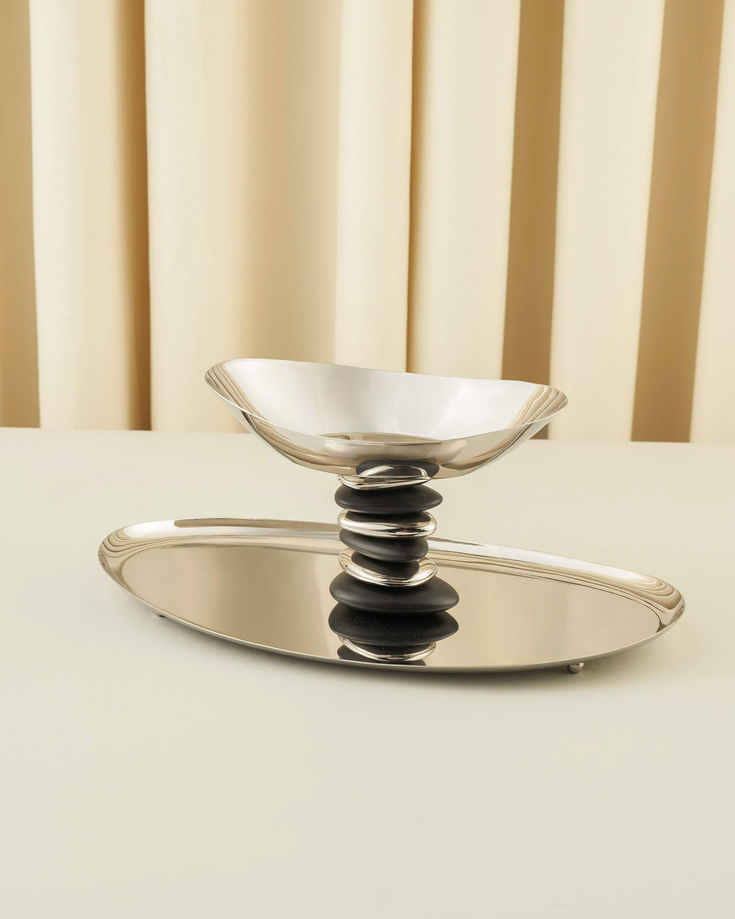 "Rawasi" Oval Bowl with Serving Tray